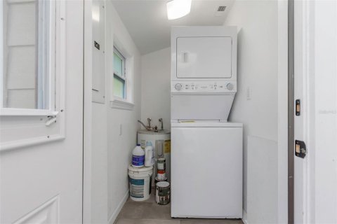 Casa en alquiler en Gulfport, Florida, 2 dormitorios, 71.35 m2 № 1905743 - foto 17