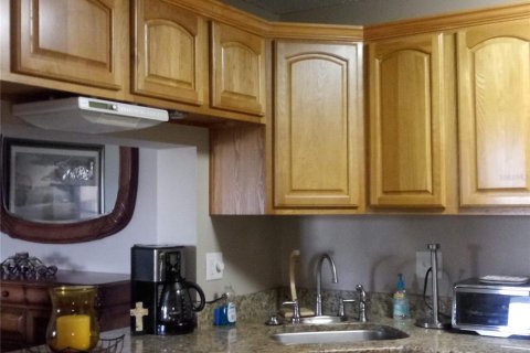 Condo in Orlando, Florida, 2 bedrooms  № 1888566 - photo 3
