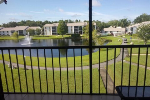 Condo in Orlando, Florida, 2 bedrooms  № 1888566 - photo 21
