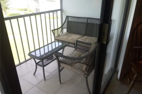Condo in Orlando, Florida, 2 bedrooms  № 1888566 - photo 18