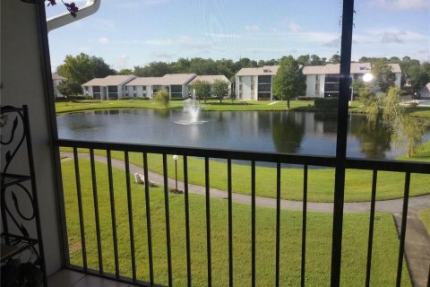 Condo in Orlando, Florida, 2 bedrooms  № 1888566 - photo 19