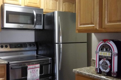 Condo in Orlando, Florida, 2 bedrooms  № 1888566 - photo 9