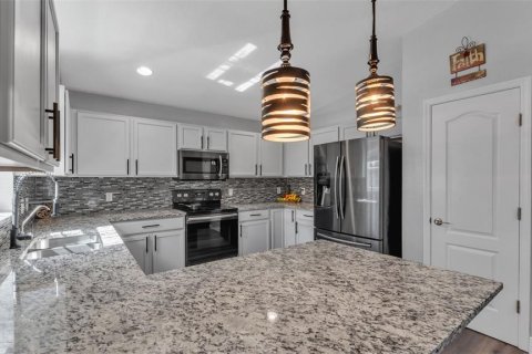 Casa en venta en Lake Wales, Florida, 3 dormitorios, 143.16 m2 № 2103078 - foto 8