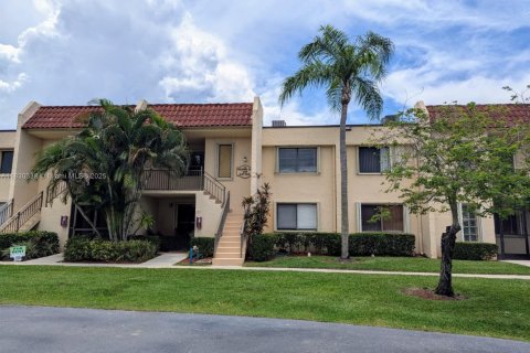 Condo in Weston, Florida, 2 bedrooms  № 1806036 - photo 24