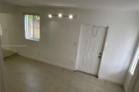Villa ou maison à vendre à Miami, Floride: 4 chambres, 186.27 m2 № 1969034 - photo 26
