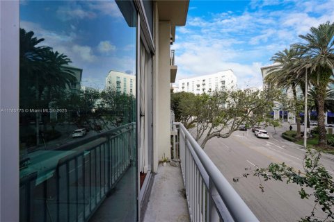 Купить кондоминиум в Майами, Флорида 1 спальня, 62.24м2, № 1704867 - фото 26