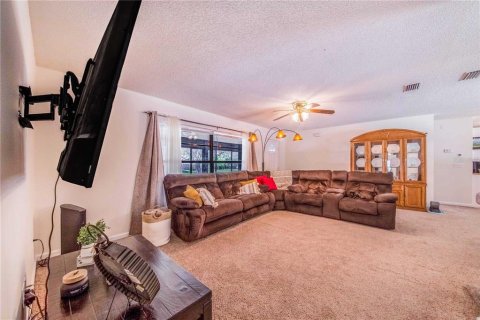 Купить виллу или дом в Лейк-Уэльс, Флорида 7 комнат, 125.42м2, № 1250321 - фото 6