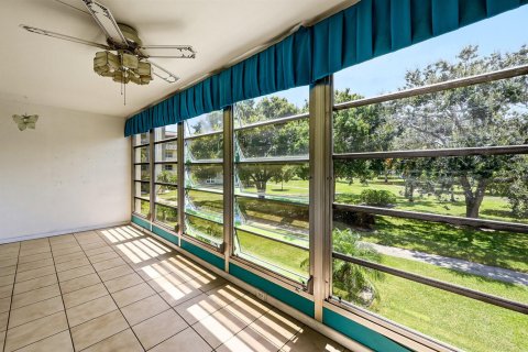 Condominio en venta en Coconut Creek, Florida, 2 dormitorios, 107.4 m2 № 2259898 - foto 28
