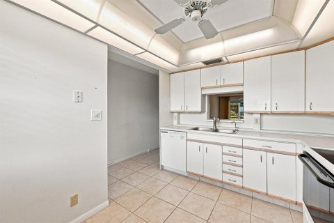 Condominio en venta en Coconut Creek, Florida, 2 dormitorios, 107.4 m2 № 2259898 - foto 13