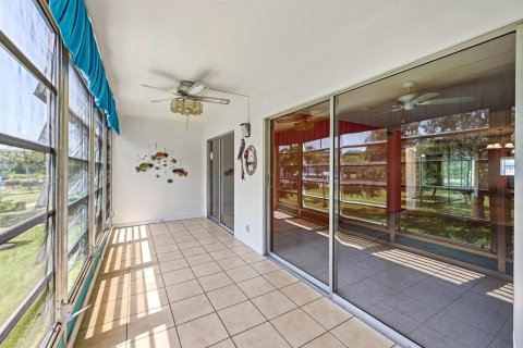Condominio en venta en Coconut Creek, Florida, 2 dormitorios, 107.4 m2 № 2259898 - foto 12