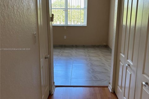 House in Homestead, Florida 3 bedrooms, 149.57 sq.m. № 1897664 - photo 13