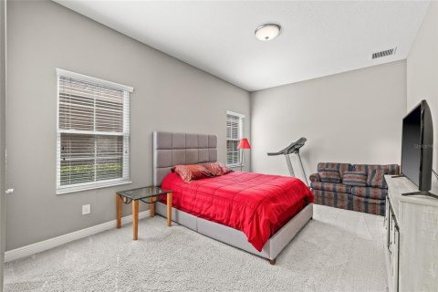 House in Apollo Beach, Florida 5 bedrooms, 397.44 sq.m. № 1542863 - photo 22