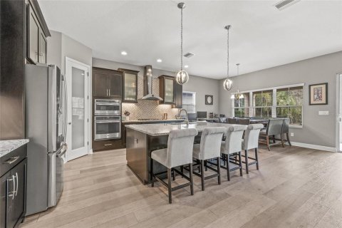House in Apollo Beach, Florida 5 bedrooms, 397.44 sq.m. № 1542863 - photo 4