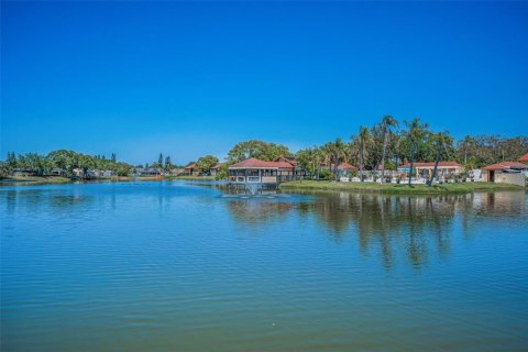 Condominio en venta en New Port Richey, Florida, 2 dormitorios, 106.28 m2 № 1644736 - foto 11