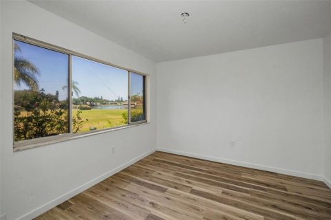 Condominio en venta en New Port Richey, Florida, 2 dormitorios, 106.28 m2 № 1644736 - foto 19