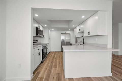 Condominio en venta en New Port Richey, Florida, 2 dormitorios, 106.28 m2 № 1644736 - foto 29