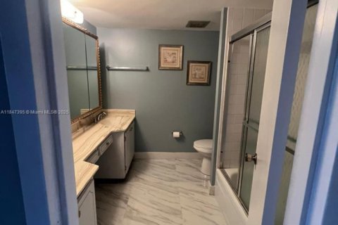 Copropriété à vendre à Hallandale Beach, Floride: 2 chambres, 116.96 m2 № 1880159 - photo 23