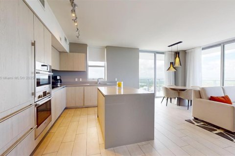 Copropriété à vendre à Hollywood, Floride: 2 chambres, 99.87 m2 № 1939578 - photo 7