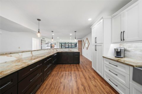 Copropriété à vendre à Punta Gorda, Floride: 3 chambres, 192.21 m2 № 2211583 - photo 10