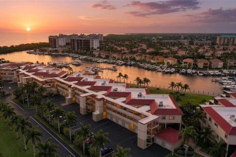Condo in Punta Gorda, Florida, 3 bedrooms № 2211583
