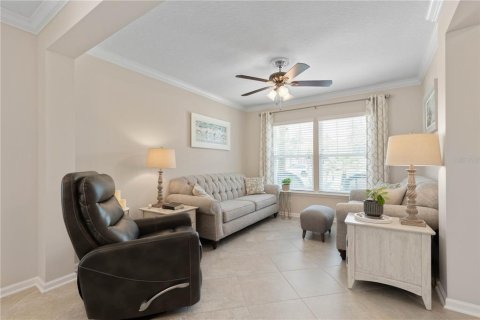 Casa en venta en Palm Coast, Florida, 4 dormitorios, 205.5 m2 № 2114012 - foto 5