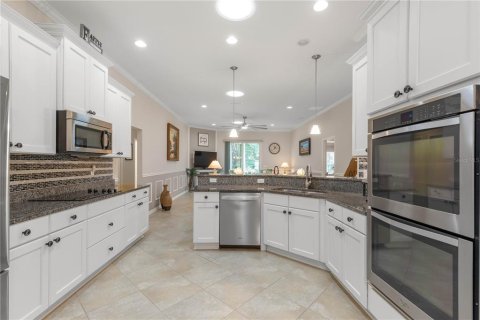 Casa en venta en Palm Coast, Florida, 4 dormitorios, 205.5 m2 № 2114012 - foto 19