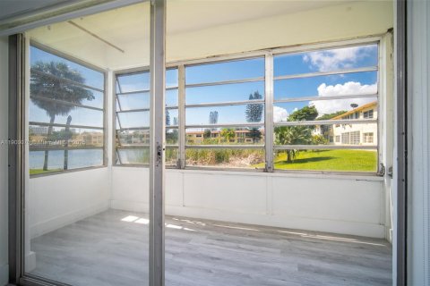 Condominio en alquiler en Aventura, Florida, 1 dormitorio, 78.97 m2 № 1952047 - foto 11