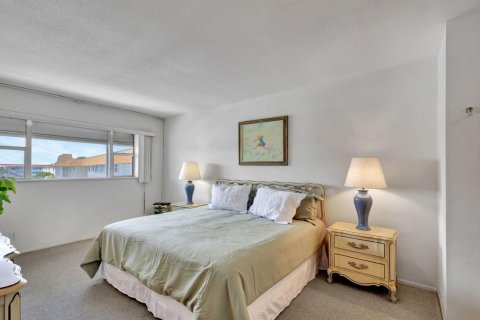 Condo in North Palm Beach, Florida, 2 bedrooms  № 2179110 - photo 26