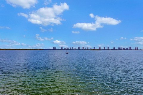 Condo in North Palm Beach, Florida, 2 bedrooms  № 2179110 - photo 4