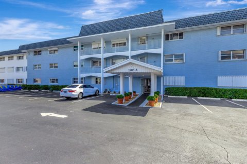 Condo in North Palm Beach, Florida, 2 bedrooms  № 2179110 - photo 2