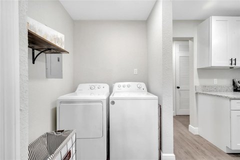 Villa ou maison à vendre à Deltona, Floride: 3 chambres, 102.56 m2 № 1793409 - photo 14