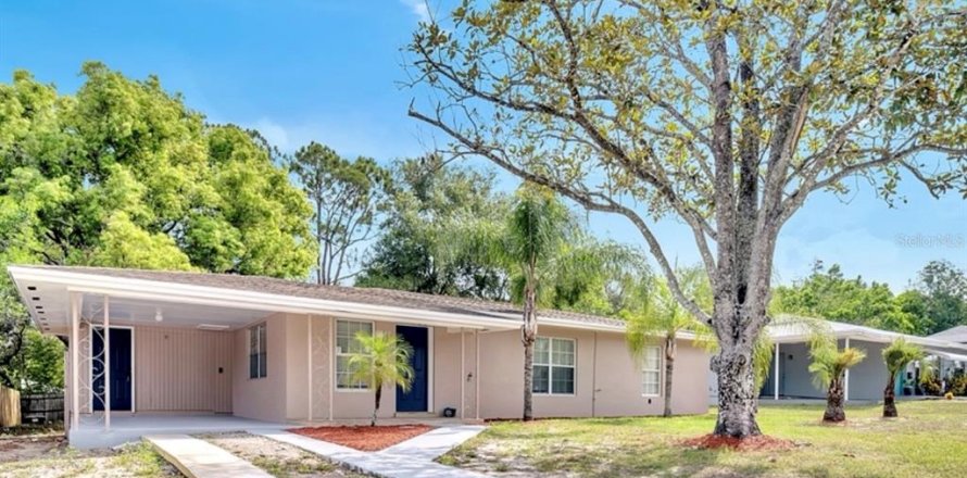 Villa ou maison à Deltona, Floride 3 chambres, 102.56 m2 № 1793409
