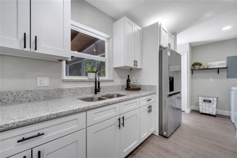 Villa ou maison à vendre à Deltona, Floride: 3 chambres, 102.56 m2 № 1793409 - photo 12