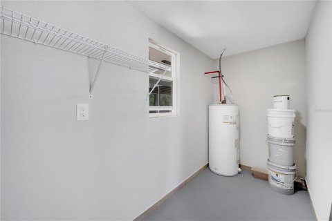 Villa ou maison à vendre à Deltona, Floride: 3 chambres, 102.56 m2 № 1793409 - photo 28