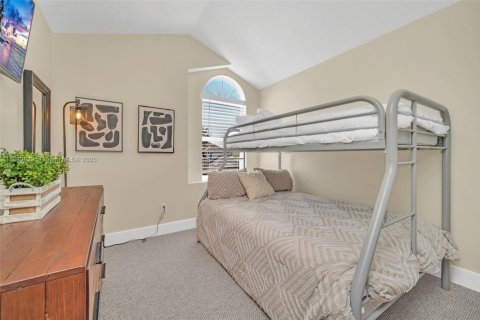 Villa ou maison à vendre à Kissimmee, Floride: 4 chambres, 196.3 m2 № 2035273 - photo 30