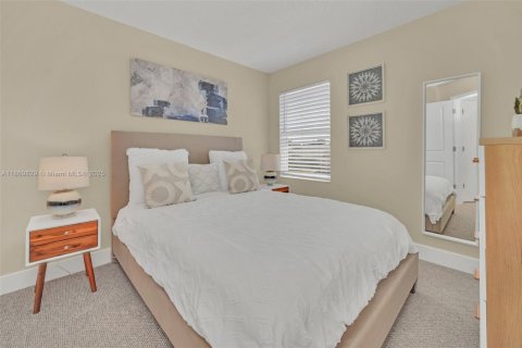 Villa ou maison à vendre à Kissimmee, Floride: 4 chambres, 196.3 m2 № 2035273 - photo 26