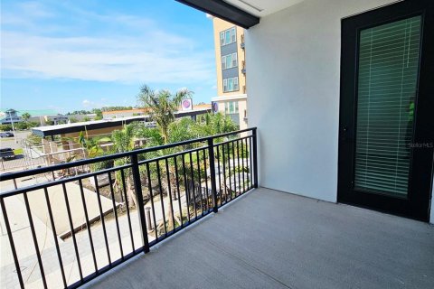 Apartamento en alquiler en Tampa, Florida, 2 dormitorios, 102.01 m2 № 1835323 - foto 11