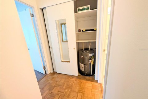 Снять в аренду кондоминиум в Брейдентон, Флорида 4 комнаты, 53.51м2, № 2091505 - фото 11