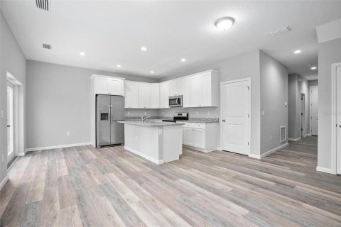 House in Osteen, Florida 3 bedrooms, 150.87 sq.m. № 1578191 - photo 27