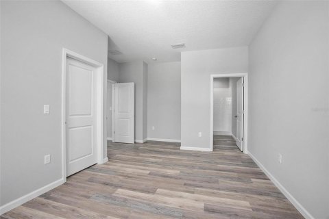 House in Osteen, Florida 3 bedrooms, 150.87 sq.m. № 1578191 - photo 17
