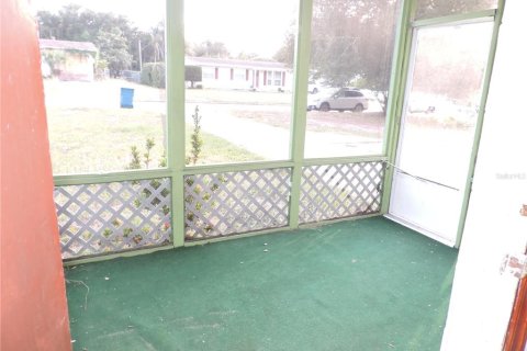 House in Lake Wales, Florida 3 bedrooms, 100.33 sq.m. № 2166234 - photo 4