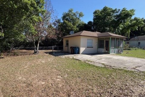 House in Lake Wales, Florida 3 bedrooms, 100.33 sq.m. № 2166234