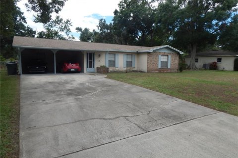 Casa en Lakeland, Florida 3 dormitorios, 149.02 m2 № 2139980