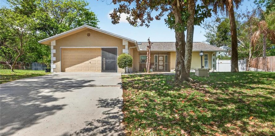 House in Palm Coast, Florida 3 bedrooms, 150.5 sq.m. № 2156633