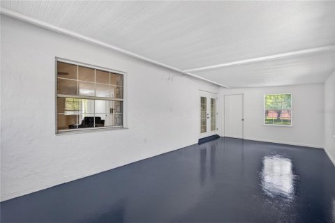 House in Palm Coast, Florida 3 bedrooms, 150.5 sq.m. № 2156633 - photo 28