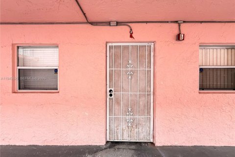 Condominio en venta en Miami, Florida, 2 dormitorios, 74.32 m2 № 2007705 - foto 4