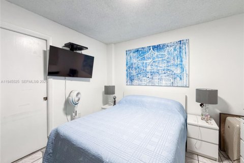 Condominio en venta en Miami, Florida, 2 dormitorios, 74.32 m2 № 2007705 - foto 12