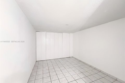 Condominio en venta en Miami, Florida, 2 dormitorios, 74.32 m2 № 2007705 - foto 16