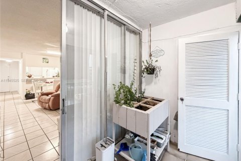 Condominio en venta en Miami, Florida, 2 dormitorios, 74.32 m2 № 2007705 - foto 20