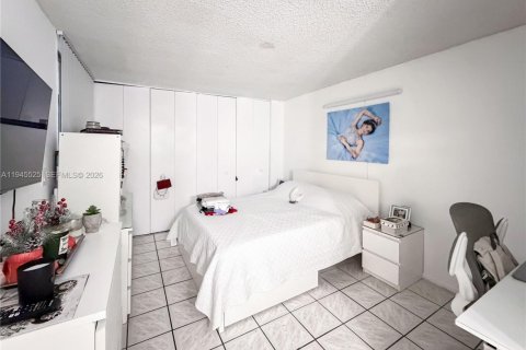 Condominio en venta en Miami, Florida, 2 dormitorios, 74.32 m2 № 2007705 - foto 15